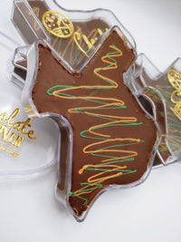 Texas Dubai Pistachio Bar in Texas-shaped Gift Box
